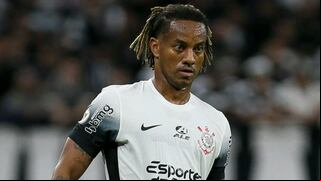 ¡Sigue ‘picando’ en Brasil! André Carrillo cosecha nuevos elogios tras ‘romperla’ en Corinthians