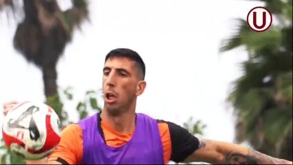 Diego Dorregaray y su primer día de trabajo en Campo Mar. (Video: @Universitario)