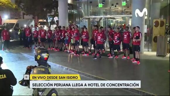 Jugadores de la Selección Peruana acompañaron a los hinchas en el banderazo. (Video: Movistar)