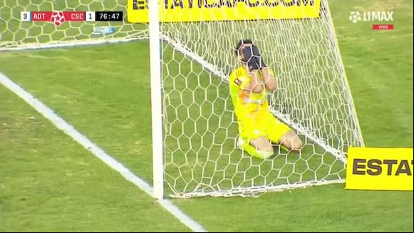 Blopper de Alejandro Duarte y triplete de Víctor Cedrón. (Video: L1 MAX)