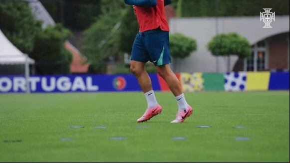 Portugal vs. Chequia juegan por la Fecha 1 del Grupo F en la Eurocopa 2024 (Video: @SelecaoPortugal)