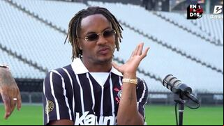 André Carrillo: la posibilidad de volver a jugar en el Perú y conversación con Jorge Fossati
